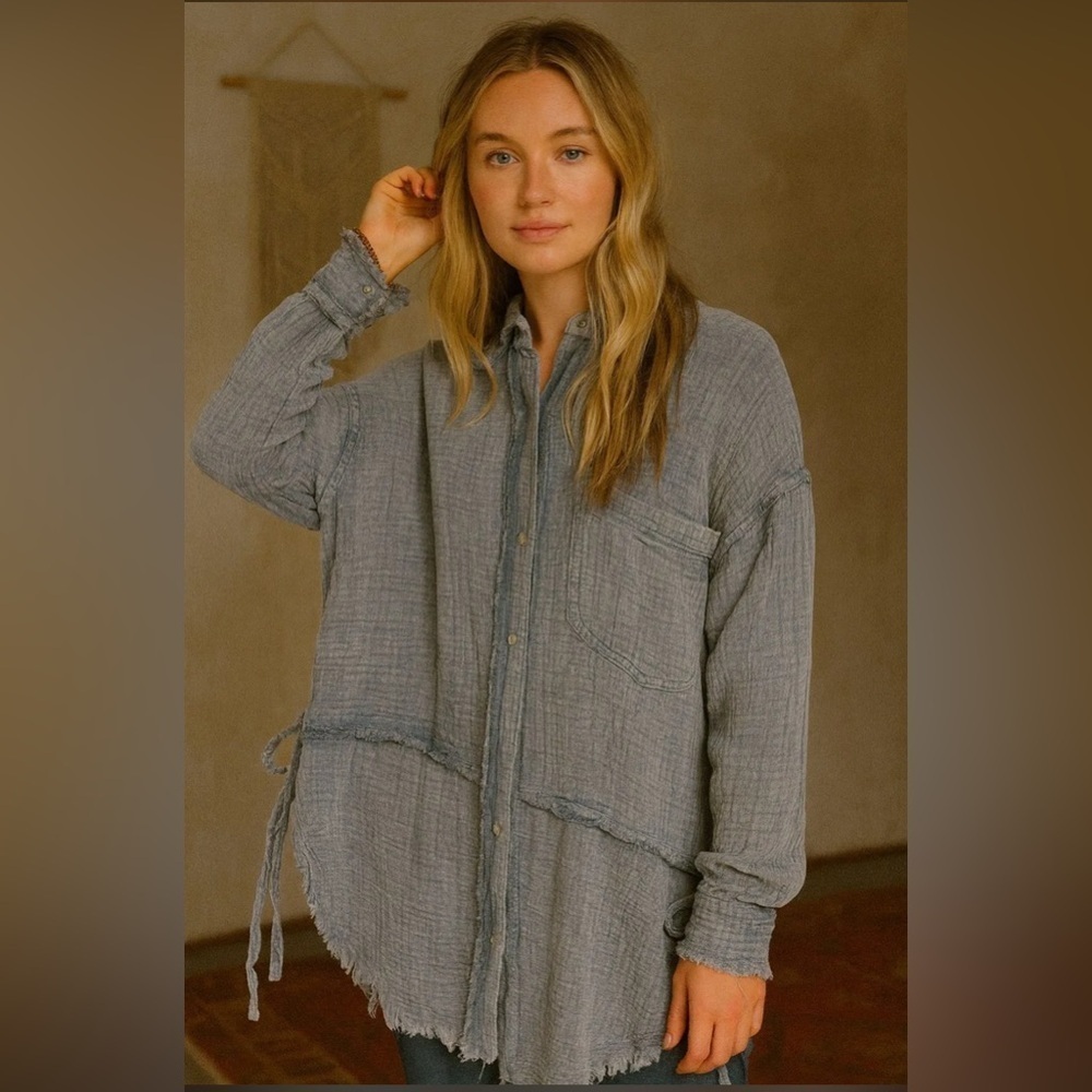 Casual Gray Button-Up Shirt - Picture 1 of 1